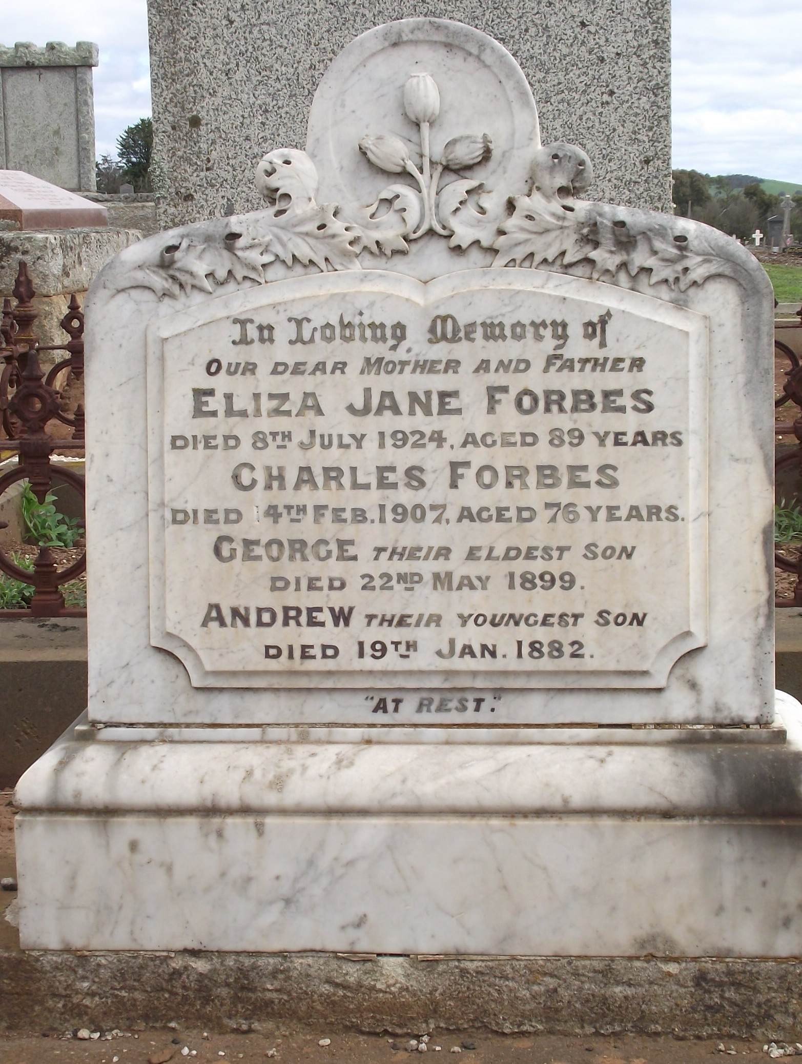 marble headstone marble headstone